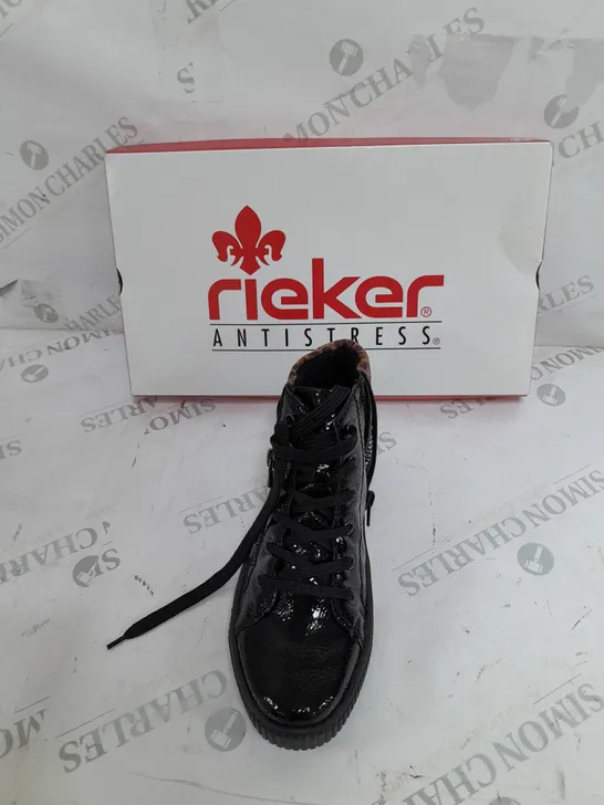 BOXED RIEKER HIGH TOP CUFFED SHOES, LEOPARD/BLACK - SIZE 4