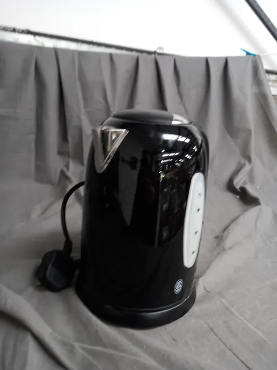 BOXED RUSSELL HOBBS STAINLESS STEEL BLACK KETTLE 