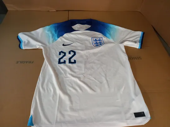 ENGLAND 3-LIONS FOOTBALL SHIRT - M