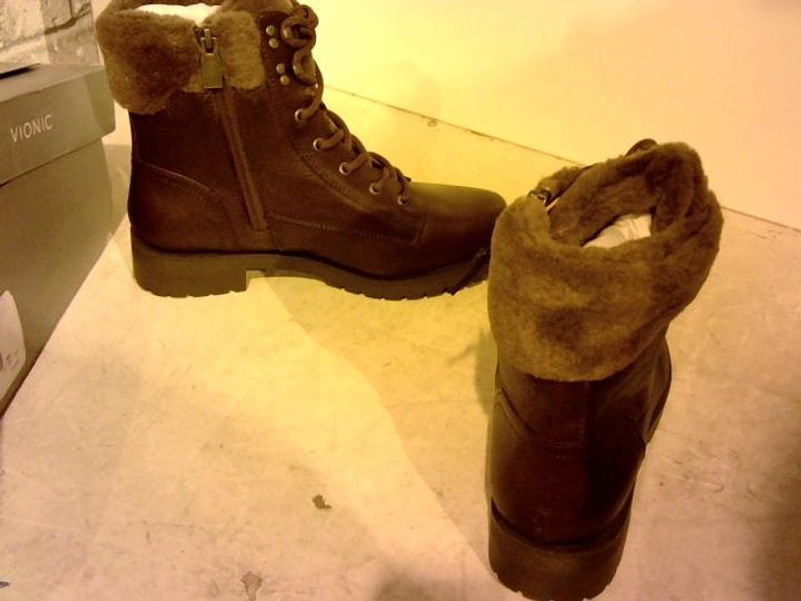 vionic zoey lace up boot