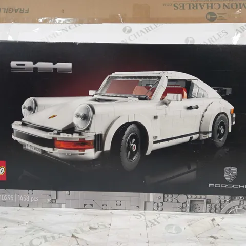 LEGO PORSCHE 911 10295