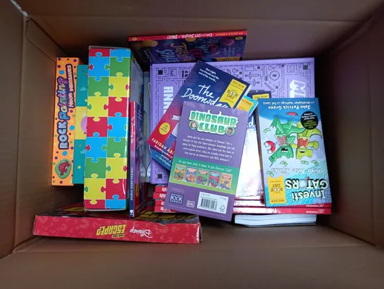 BOX OF APPROXIMATELY 10 ASSORTED BOOKS AND TOYS TO INCLUDE ONLY FOOLS AND HORSES, DISNEY AND MINECRFT