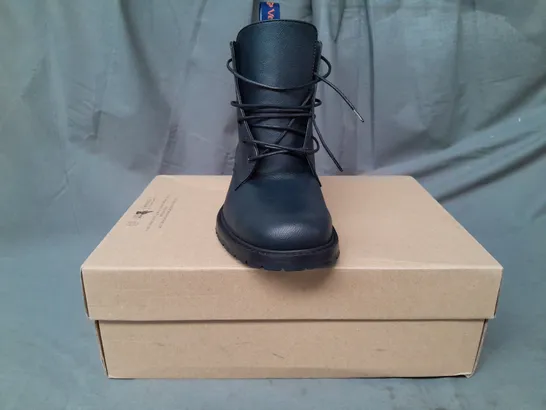 BOXED PAIR OF GOOD GUYS GO VEGAN ANKLE BOOTS IN BLACK SIZE EU 40