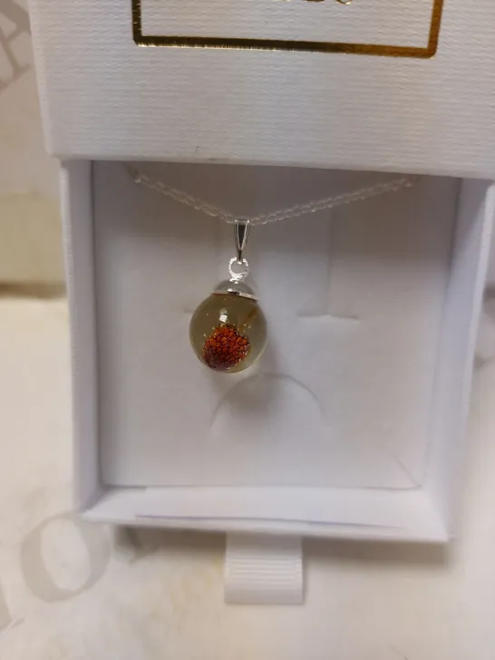 BOTANIC ISLES WILD STRAWBERRY RESIN SPHERE SILVER NECKLACE