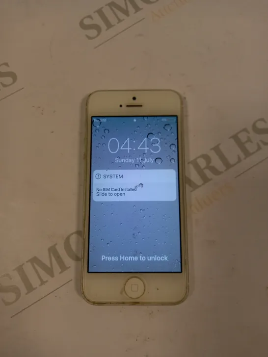 APPLE IPHONE 5 (A1429) 