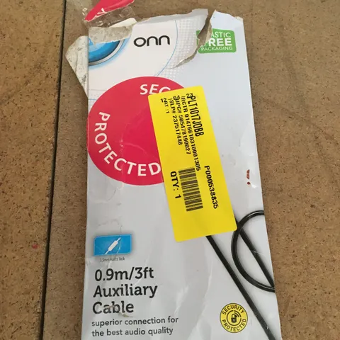 ONN 0.9M CHARGE AND SYNC CABLE