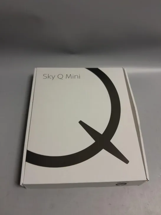 BOXED SKY Q MINI BOX