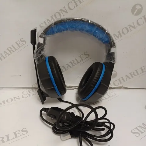 BOXED OZEINO ZW1 GAMING HEADSET.