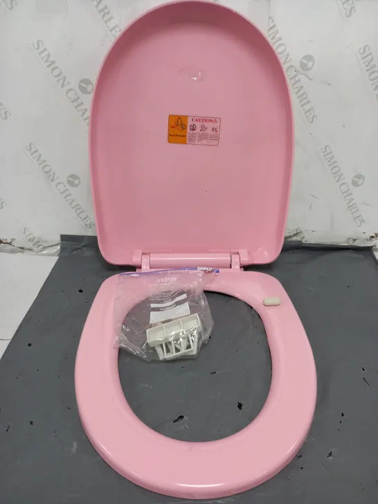 PINK FALL SLOW TOILET SEAT