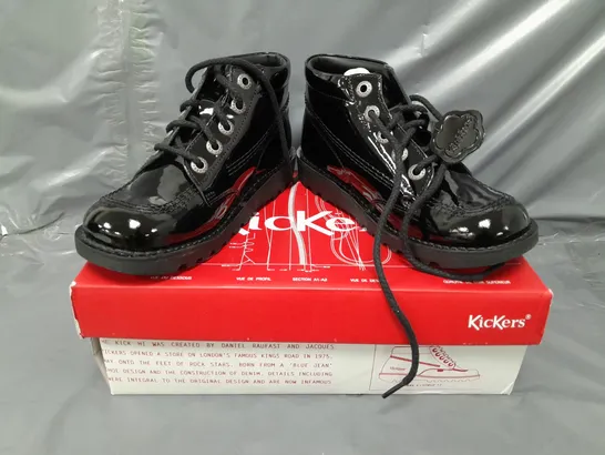 BOXED PAIR OF KICKERS SHOES IN GLOSSY BLACK EU SIZE 36