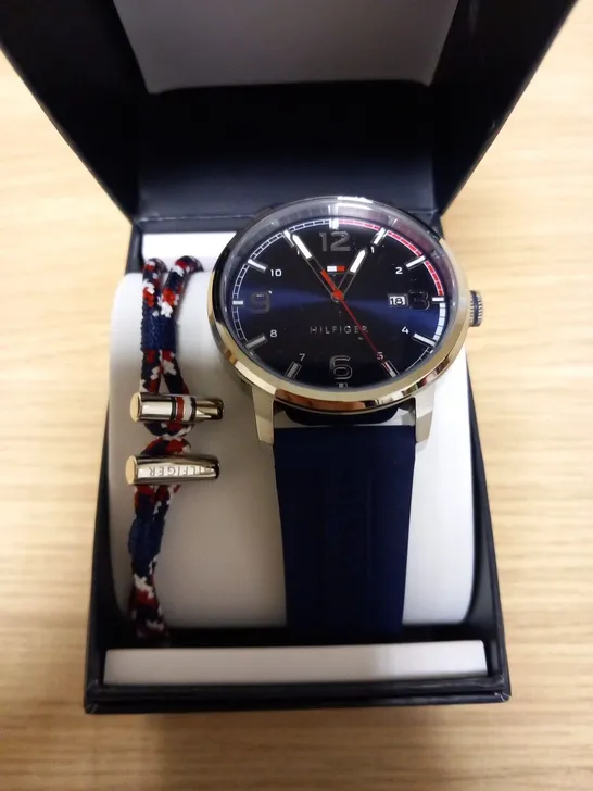 BOXED TOMMY HILFIGER WATCH AND BRACELET SET