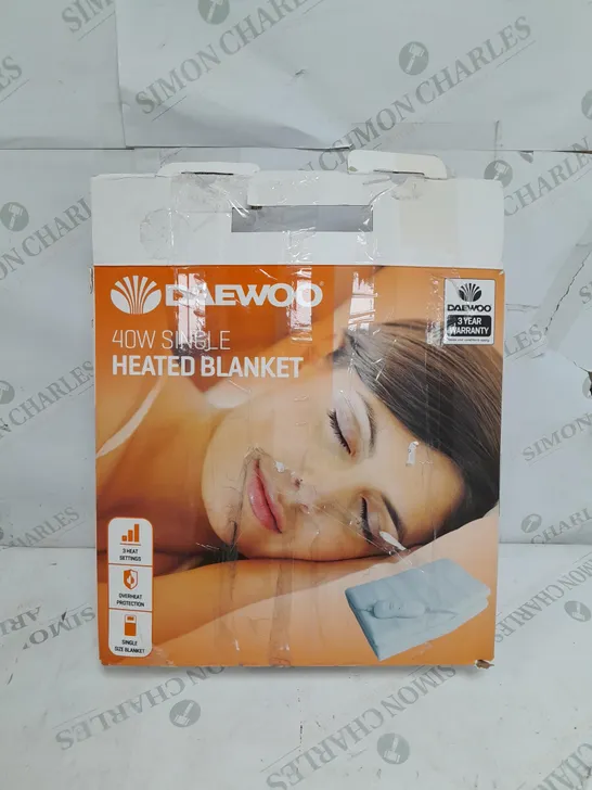 DAEWOO 40W SINGLE HEATED BLANKET IN WHITE