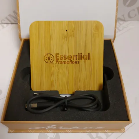 LEAF BAMBOO AND FABRIC WIRELESS CHARGING PAD