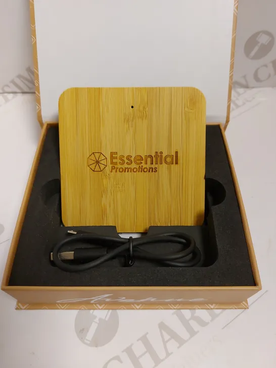 LEAF BAMBOO AND FABRIC WIRELESS CHARGING PAD