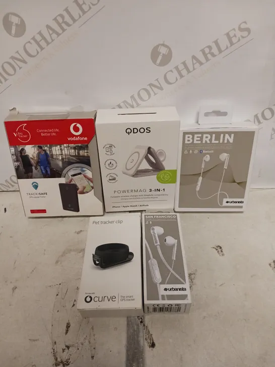 APPROXIMATELY 20 ASSORTED ELECTRICAL PRODUCTS TO INCLUDE VODAFONE TRACKER, URBANISTA EARPHONES, QDOS POWERMAG CHARGER ETC 