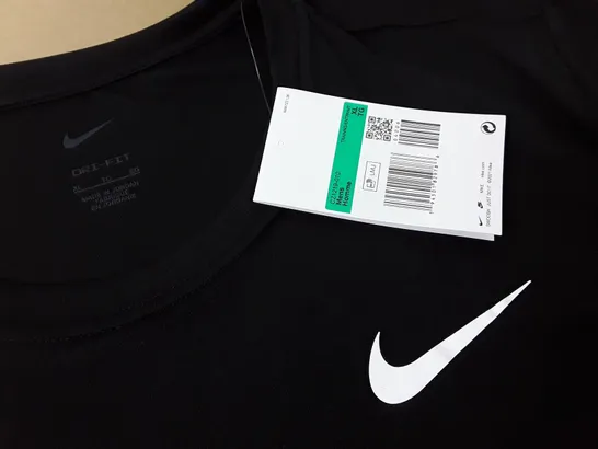 NIKE DRI-FIT BLACK T-SHIRT - XL