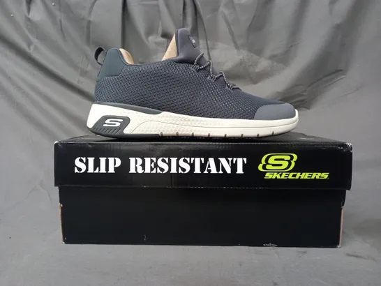 BOXED PAIR OF SKECHERS TRAINERS IN CHARCOAL SIZE 4