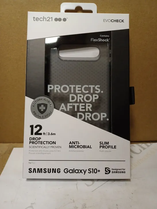 LOT OF APPROX. 80 BRAND NEW BOXED TECH 21 T21-6949 SMOKEY BLACK EVO CHECK CASE COVER WITH 12FT DROP PROTECTION AND ANTI-MICROBIAL PROTECTION FOR SAMSUNG GALAXY S10+