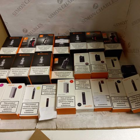 LOT OF APPROXIMATELY 15 E-CIGARATTES TO INCLUDE GEEKVAPE L200, ASPIRE ZOLS 3 KIT ETC.