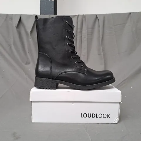 BOXED PAIR OF LOUDLOOK BOOTS IN BLACK EU SIZE 41