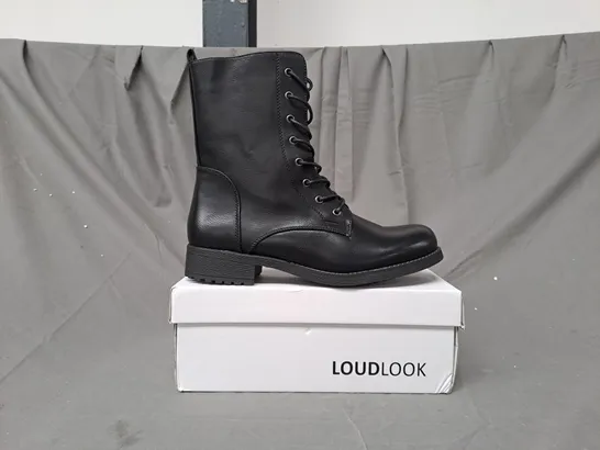 BOXED PAIR OF LOUDLOOK BOOTS IN BLACK EU SIZE 41