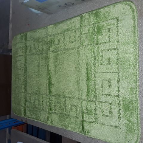LIME GREEN BATH AND TOILET MAT SET