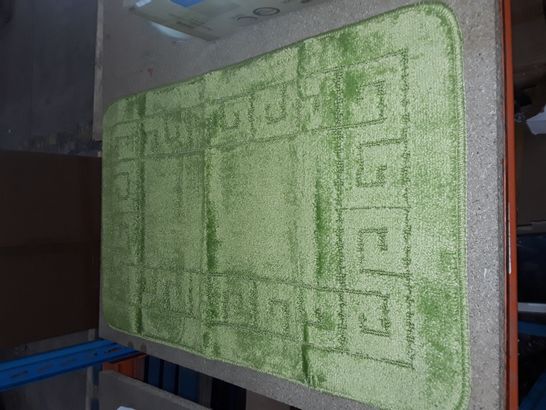 LIME GREEN BATH AND TOILET MAT SET