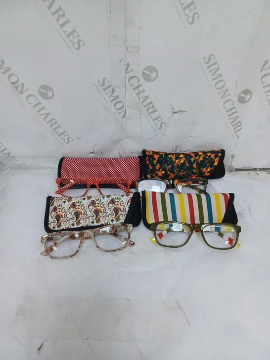 LOT OF 4 PAIRS OF READING GLASSES BRIGHTLY COLOURED 