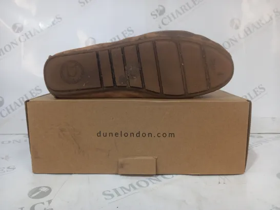 BOXED PAIR OF DUNE LONDON 511 GEENA SLIP-ON SHOES IN TAN SIZE 6