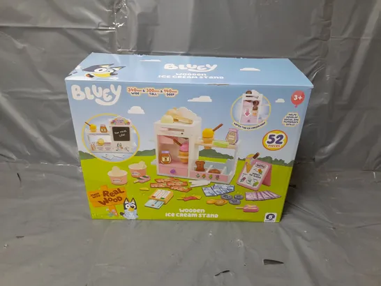 BLUEY WOODEN ICE CREA,M STAND  RRP £45