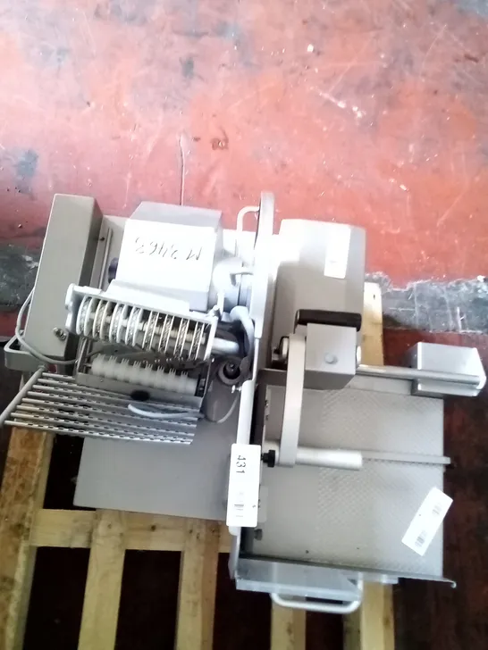 HERBERT COMMERCIAL MEAT SLICER VA4000