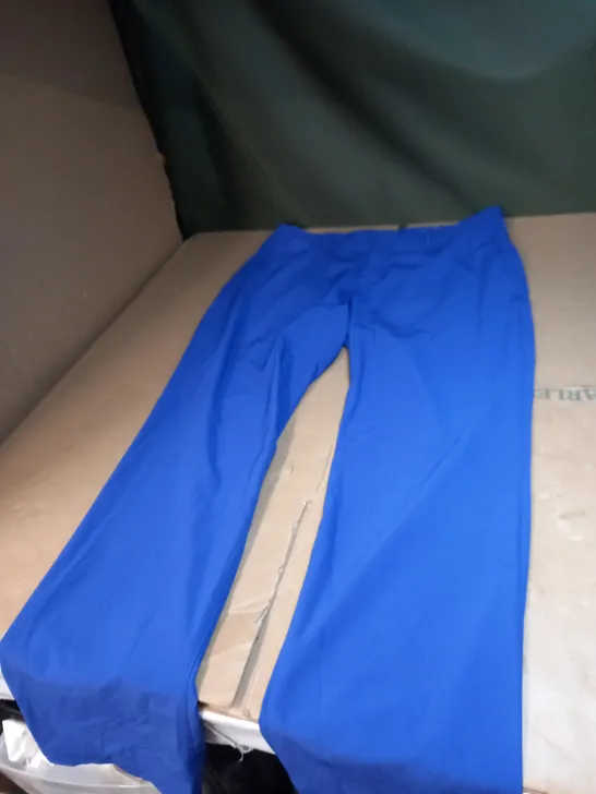 BLUE NIKE GOLFING PANTS SIZE 34X32