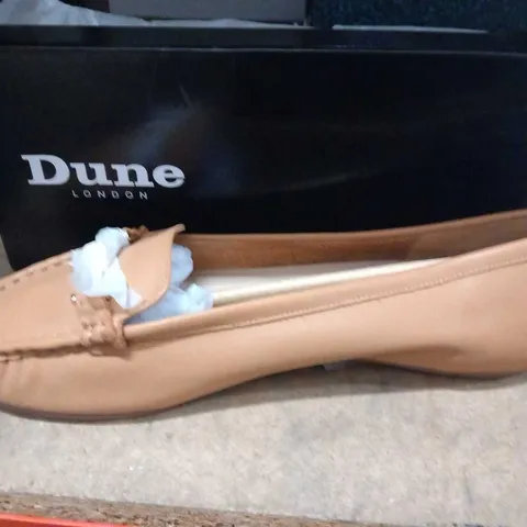 LOT OF 3 ASSORTED PAIRS OF DUNE LONDON SHOES IN ORIGINAL BOXES