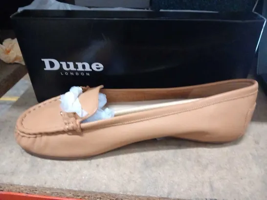 LOT OF 3 ASSORTED PAIRS OF DUNE LONDON SHOES IN ORIGINAL BOXES