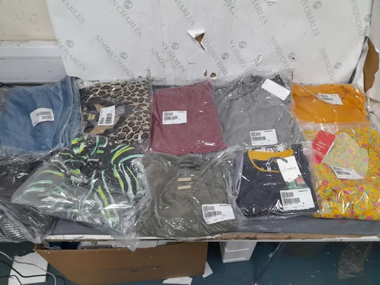 BOX OF APPROXIMATELY 10 ASSORTED BAGGED CLOTHING PIECES IN VARIOUS STYLES AND SIZES 