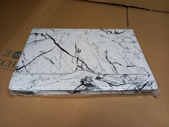 PACKAGED NEW MACBROOK PRO 13" WHITE MARBLE CASE