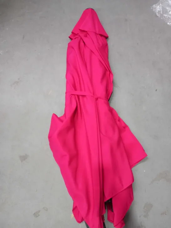 INNOVATORS EASY UP 2.7M UMBRELLA BRIGHT ROSE - COLLECTION ONLY