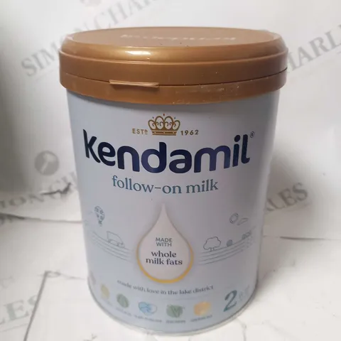THREE TUBS OF KENDAMIL FOLLOW-ON MILK MADE WITH MILK FATS 6-12 MONTHS 800G