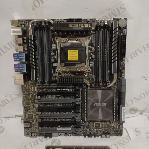 ASUS X99-E WS/USB 3.1 MOTHERBOARD 