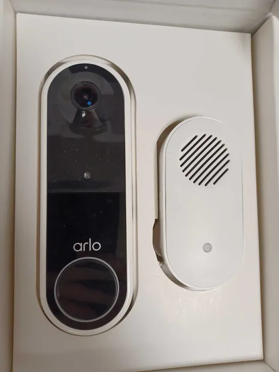 ARLO ESSENTIAL VIDEO DOORBELL WIRE-FREE & CHIME 2