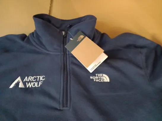 NORTH FACE NAVY ARTIC WOLF BRANDED FLEECE - M