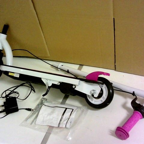 EVO 6V ELECTRIC SCOOTER - WHITE/PINK