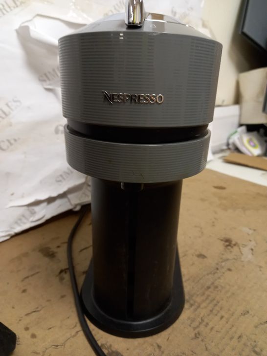 MAGIMIX NESPRESSO MACHINE M700 VERTUO - BLACK/GREY