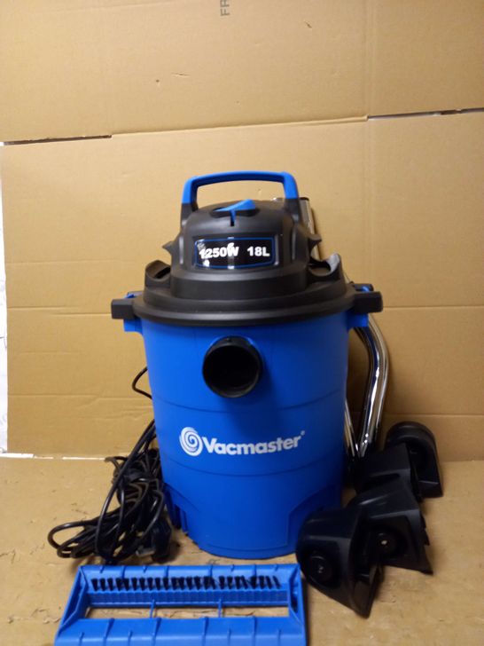 GRASS WET & DRY GARDEN VACUUM CLEANER 3821168Simon Charles Auctioneers
