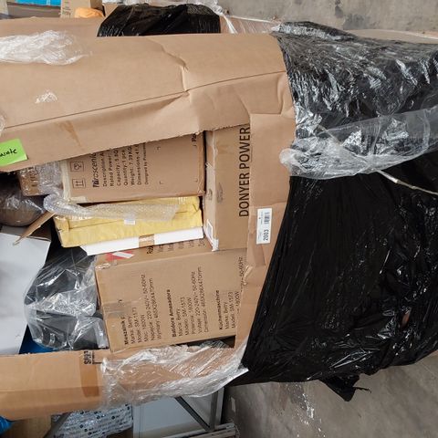 PALLET OF ASSORTED BOXED ITEMS, INCLUDING, LED GARDEN WIND DECORATION, BETRY 1800W ROBOT PATISSIER, PROSCENIC AIR FRYER, GARDEN TOYS, SEAT CUSHIONS.