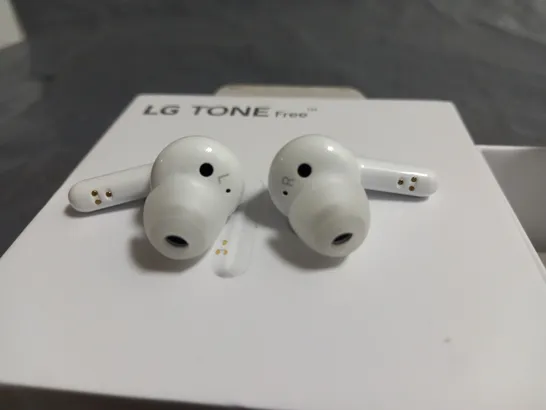 LG TONE FREE EARBUDS 