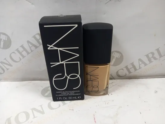 NARS SHEER GLOW FOUNDATION 30ML - VANUATU