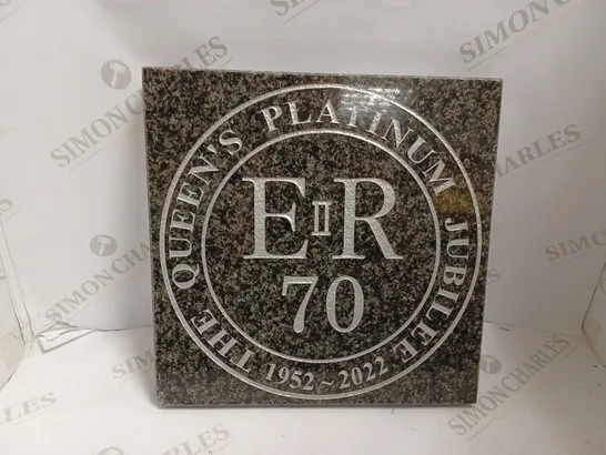 QUEEN ELIZABETHS PLATINUM JUBILEE COMMEMORATIVE SLAB - COLLECTION ONLY