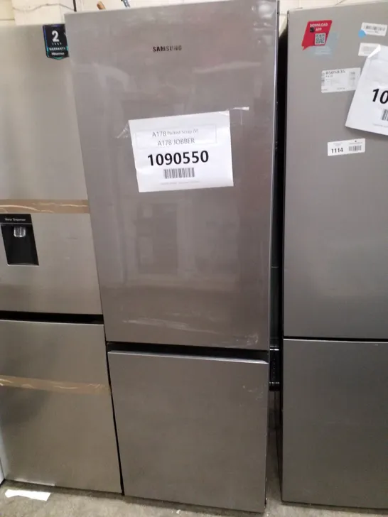 SAMSUNG FREESTANDING FRIDGE FREEZER - UNPROCESSED RAW RETURN 