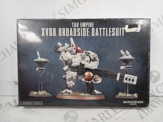 WARHAMMER 40K TAU EMPIRE XV88 BROADSIDE BATTLESUIT (PACK OF 3 MINIATURES)